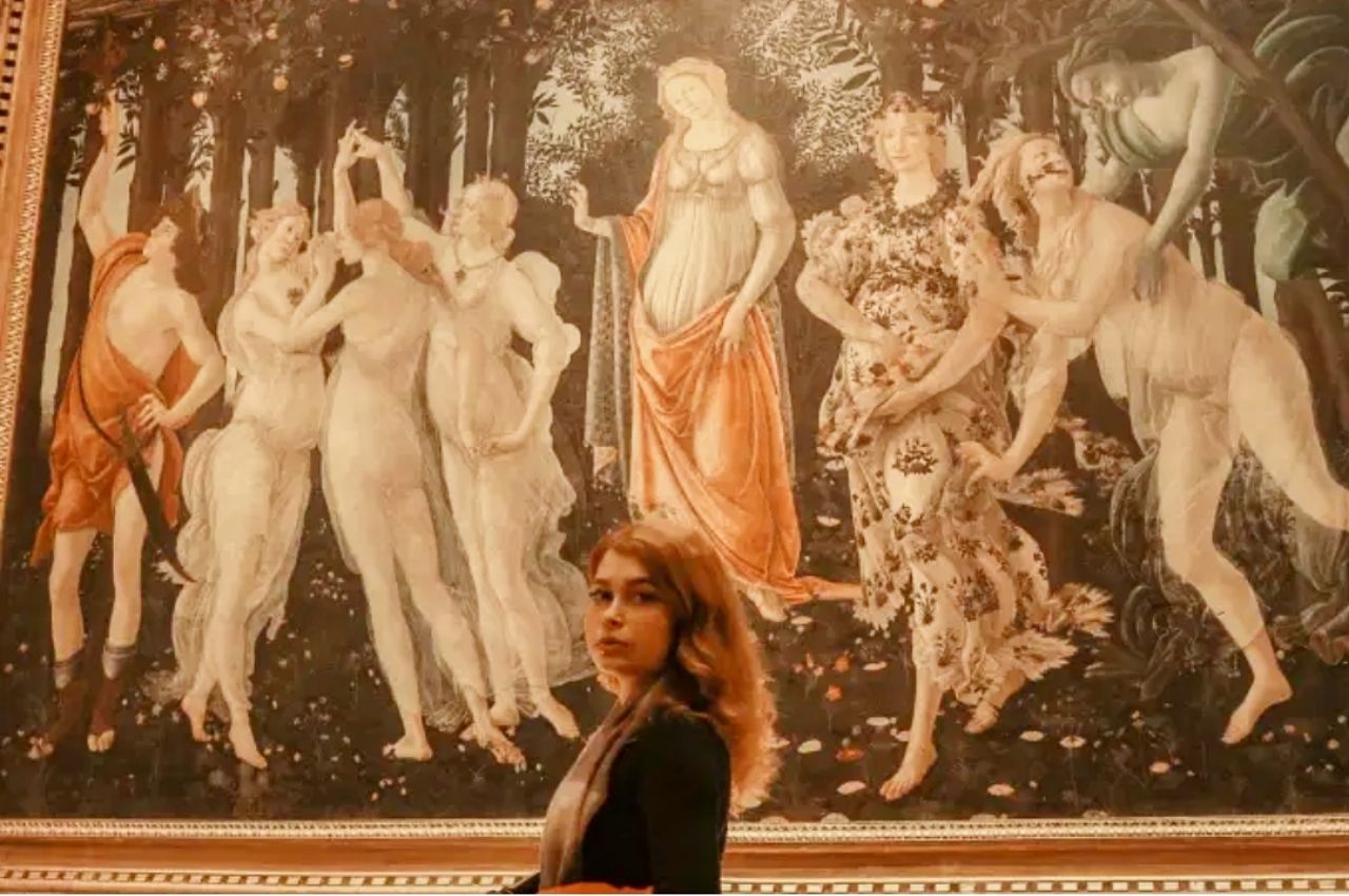 A tuiteira que ensina história da arte com memes