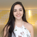 Universitária brasileira cria absorvente sustentável para mulheres em situação de rua e ganha prêmio