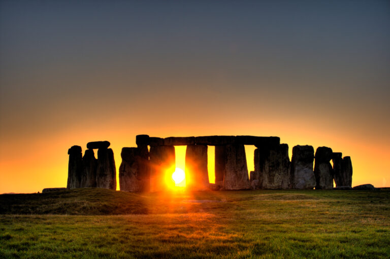 Pela primeira vez na história Solstício de Verão em Stonehenge terá transmissão online