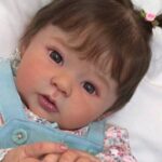 Bebês nascem com 70 ossos a mais que adultos