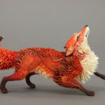 As esculturas de animais mágicos com argila aveludada