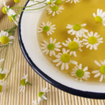 4 banhos de assento para tratar hemorroidas