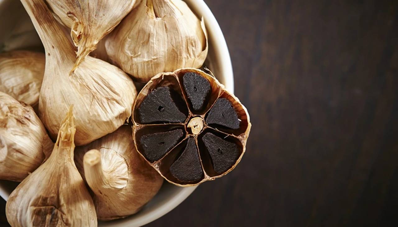 Benefícios do alho negro para a saúde