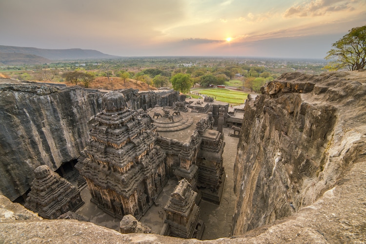 Este Templo na Índia foi esculpido em uma Rocha