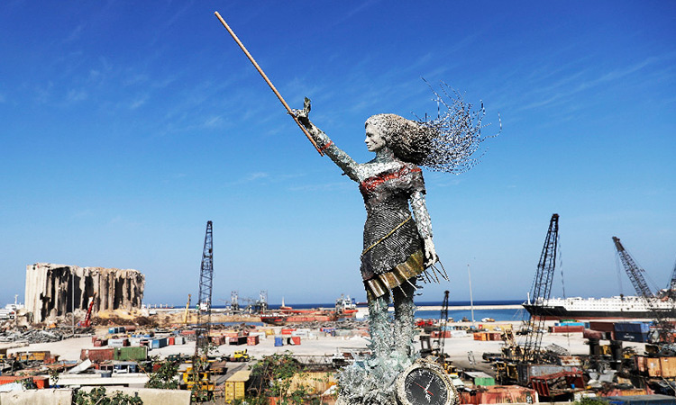 Dama da Liberdade: destroços da explosão em Beirute viram obra de arte