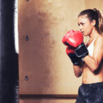 Boxe para mulheres: Entenda os benefícios desse esporte para o corpo feminino!