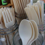 Empresa mexicana usa sementes de abacate para criar talheres descartáveis ​​biodegradáveis