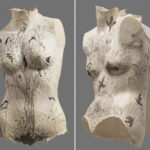 Torsos de papel cobertos com pinturas chinesas antigas de Peng Wei Reimagine Femininity