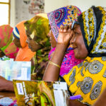 Barefoot College está capacitando mulheres para ser engenheiras solares