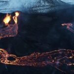 Imagens aéreas impressionantes do vulcão Fagradalsfjall da Islândia