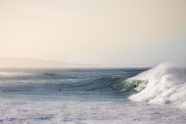 Fotos que capturam a beleza atemporal das ondas do oceano