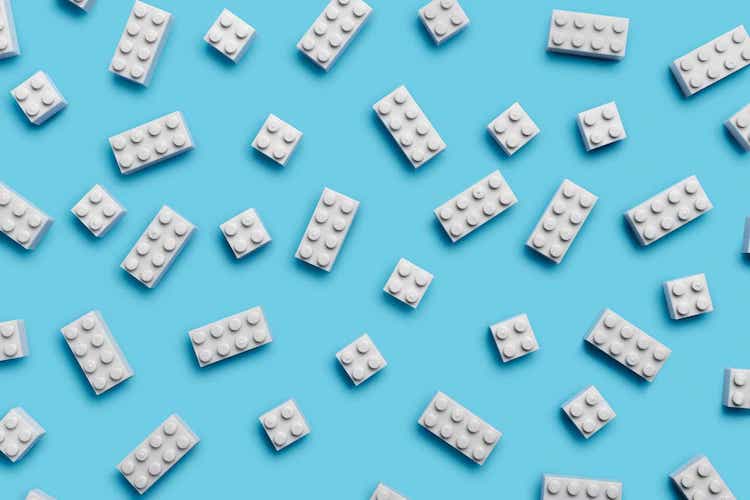 LEGO revela protótipo de tijolos sustentáveis ​​feitos de garrafas PET recicladas
