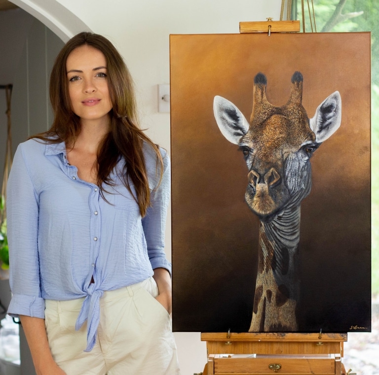 Artista tem o intuito de promover reflexões sobre a vida selvagem com suas pinturas