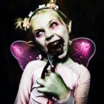 Uma menina de sete anos arrasa com os seus cosplays de terror