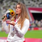 Maria leiloou sua medalha de prata para salvar a vida de um bebê