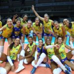 A seleção feminina brasileira de vôlei é vice-campeã olímpica em Tóquio