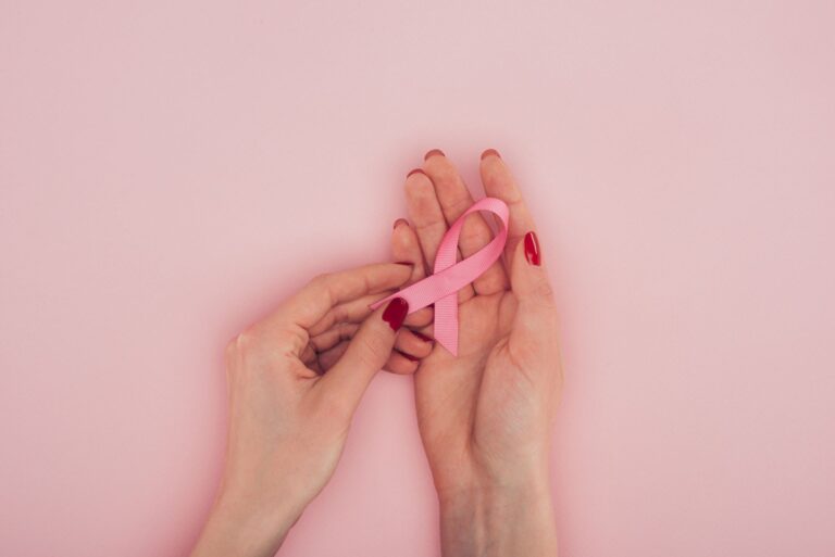 8 sinais de câncer de mama