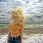 Fotógrafa captura a experiência universal da feminilidade