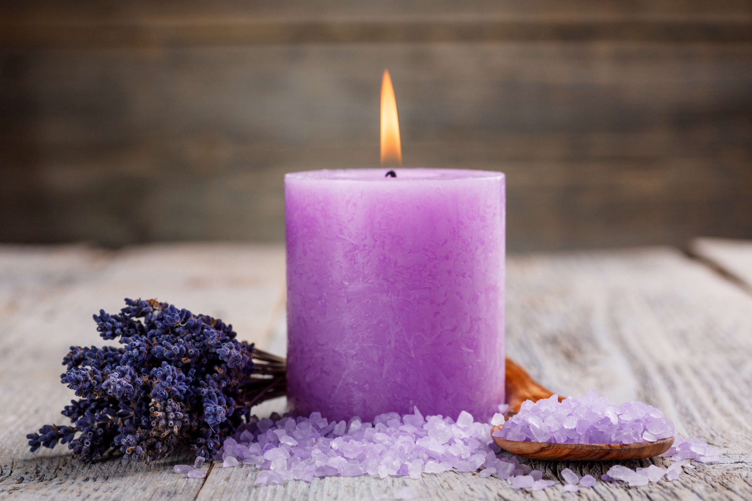 Velas aromáticas para criar um ambiente relaxante