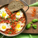 Receitas de shakshuka, tradicional iguaria árabe