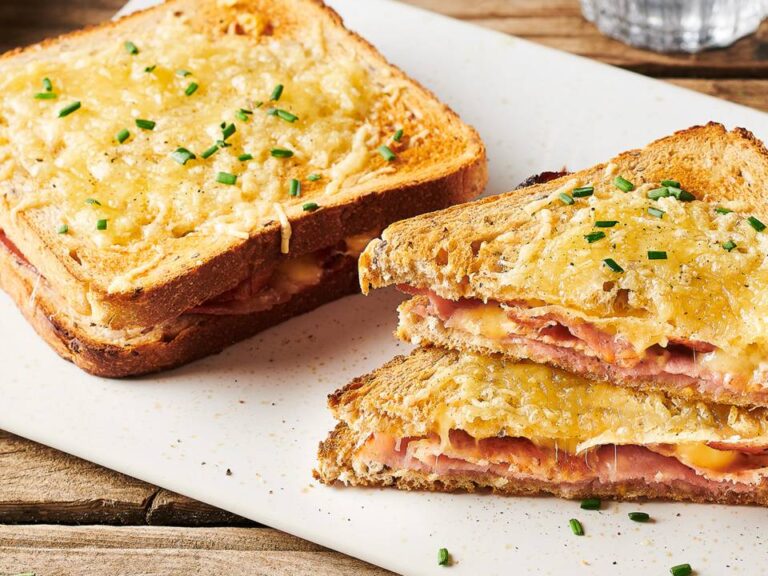 Receitas de croque monsieur que vão te levar direto para a França