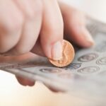 Enfermeira ganha R$ 1 milhão na loteria no dia que se aposentou