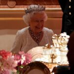 As curiosas regras de etiqueta da monarquia inglesa