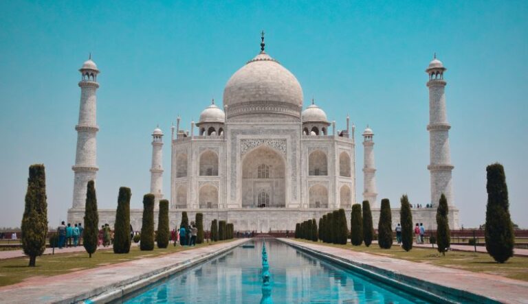 A história de amor por trás do Taj Mahal