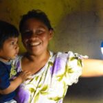 580 lâmpadas solares são doadas a comunidades indígenas isoladas