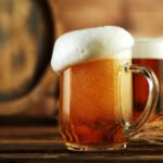 O bizarro diagnóstico de uma mulher que urina álcool