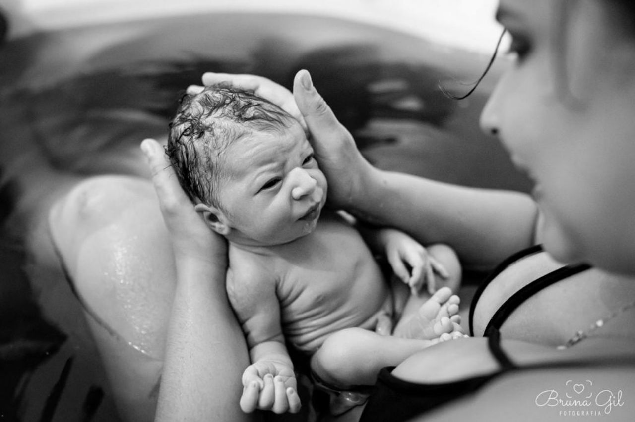 Parto natural: bebê nasce com 4,5kg