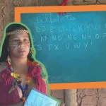 Educadoras criam livro em tupi-guarani para alfabetizar crianças