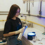 Estudante de MG que criou garrafa que torna qualquer água potável chega à final de torneio mundial