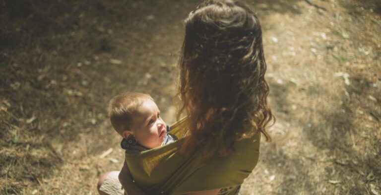 Maternidade solo: do preconceito à realização pessoal