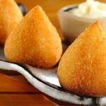 Coxinha com apenas 3 ingredientes