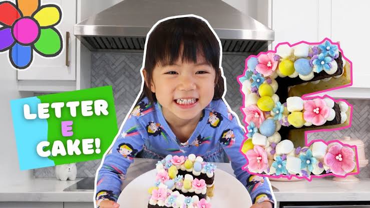 Menina de apenas 4 anos confecciona bolos profissionais