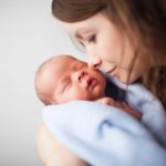 Conheça os Doadores de Carinho para bebês e como atuam