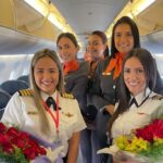 Tripulação 100% feminina faz primeiro voo em jato da Embraer