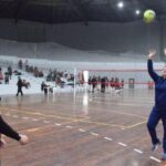 Mãe e filha: jogadoras de vôlei escrevem história no Ginásio Alberto Mosmann