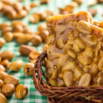 8 receitas de pé-de-moleque para arrasar nos quitutes de festa junina