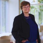 Quem é Katalin Karikó? A história por trás da vencedora do Prêmio Nobel de Medicina de 2023