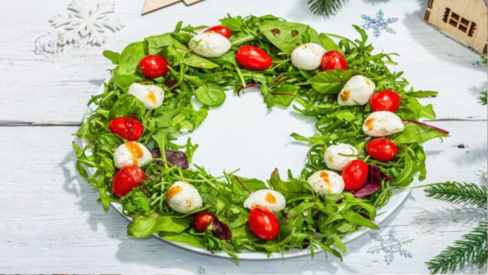 Descubra como preparar salada guirlanda natalina