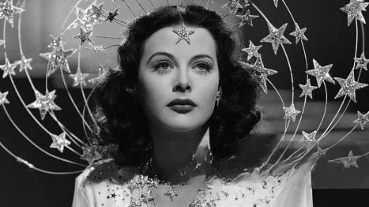 Hedy Lamarr: a atriz que Criou a Tecnologia por trás do seu celular