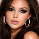 Delineado dos anos 2000: dramático e de olhar marcante