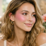 A técnica de blush draping na maquiagem