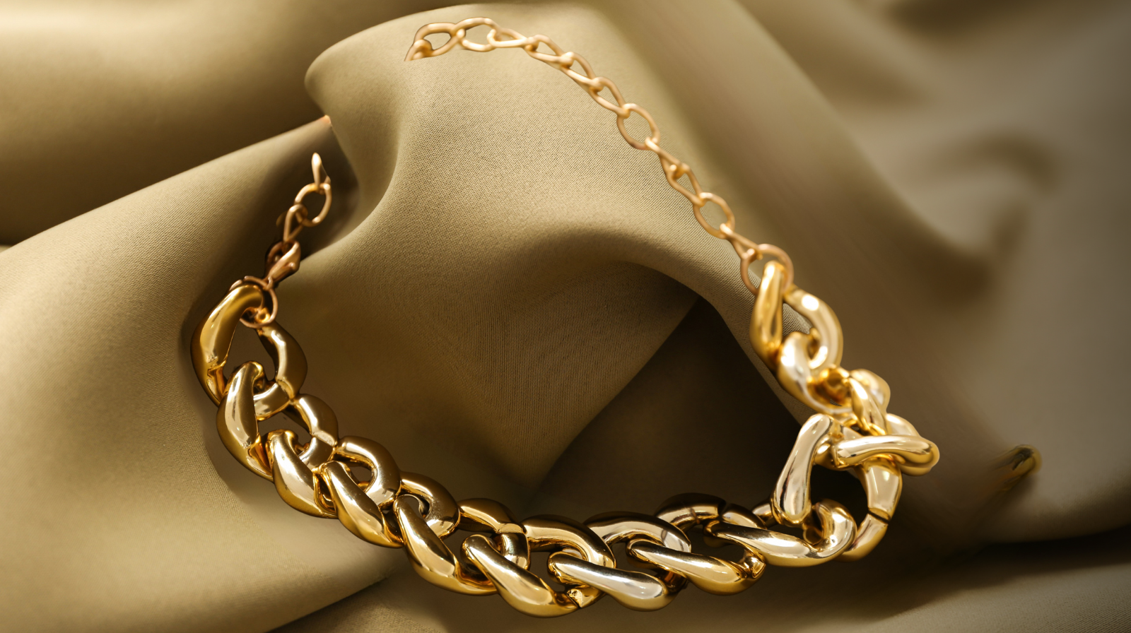 Organização de joias na viagem