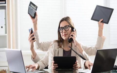 Como não deixar a rotina exaustiva engolir a sua saúde e o seu humor