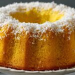 Receita de bolo de maracujá com coco fofinho e delicioso