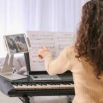 Música e ambiente: como a melodia certa transforma o clima do seu lar