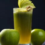 Suco verde detox com couve, maçã e gengibre